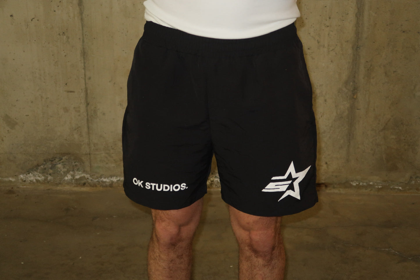 ATHLETIC SHORTS - BLACK